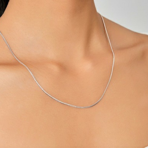 Stainless Steel Chain Necklace - Picture 4 of 6